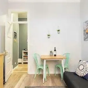 https://lisbon-charming-apartment.hotels-lisbon-portugal.com